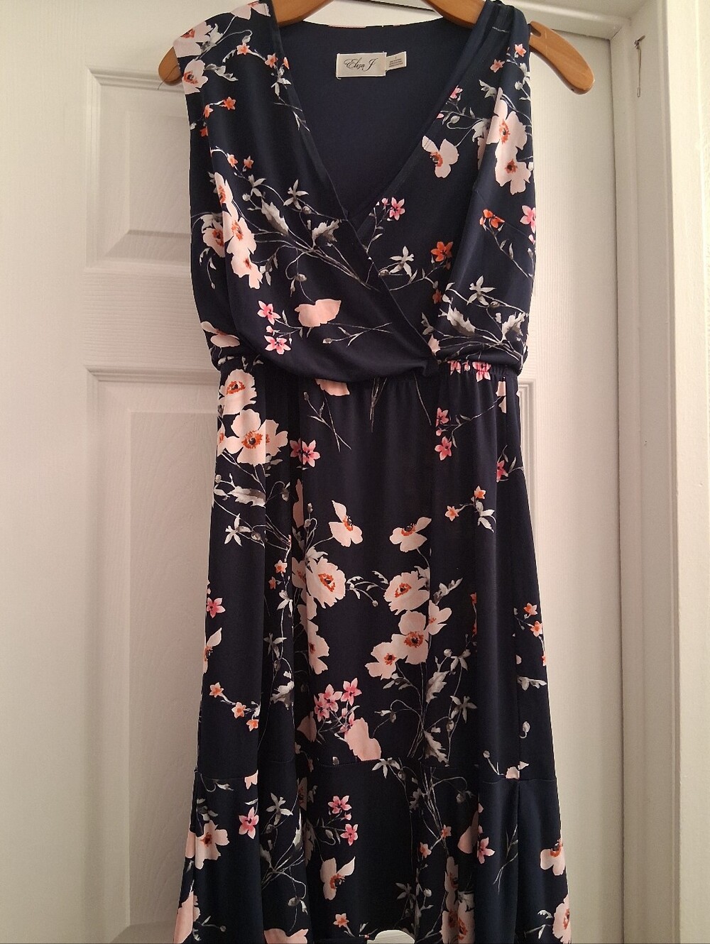Eliza J Feminine Black Floral Dress Size 2